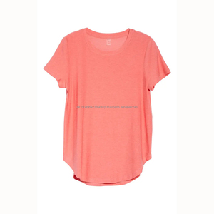 Camiseta de yoga con dobladillo curvo suave y elástico para mujer OEM - Product Image 5