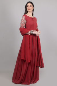 Robe élégante pour femme avec dupatta, couleur marron, ornée de perles, de fils et de sequins. - Product Image 4