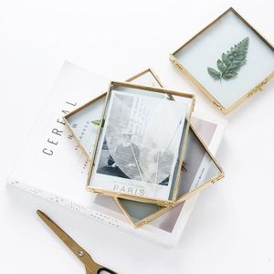 Home Decor Glass & Metal Tabletop <b>Picture</b> <b>Frame</b> for Home Decoration,with 2 Sides Glass Customised Decorative <b>Picture</b> <b>Frame</b> - Product Image 6