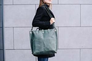 Sac fourre-tout à bandoulière en cuir véritable fait main pour femme, couleur unie, avec fermeture éclair, pour usage quotidien, de luxe, couleur personnalisable - Product Image 2