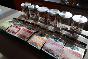 กาแฟโรบัสต้าคั่วบด DALAKON 100% จากดักแลค มีคาเฟอีน, บรรจุภัณฑ์กล่อง, ซองซีลซิป - Product Image 4