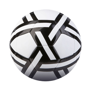 Ballons de sport en PVC de haute qualité pour adultes, tailles 4 et 5, en cuir noir, équipement de course, ballons de football pour des buts parfaits - Product Image 6