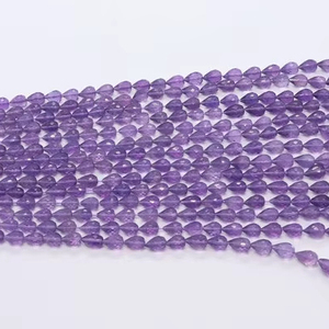 Perles en améthyste naturelle africaine facettées en forme de goutte d'eau 5x7 à 7x9MM, perles en pierre précieuse d'améthyste, brin de 16 pouces - Product Image 1