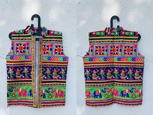 Chaqueta sin mangas gótica bohemia safari para hombre, bordada a mano, transpirable, tallas grandes, al por mayor - Product Image 4