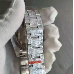 Reloj de Pulsera de Cuarzo para Hombre, Totalmente Adornado con Diamantes, Correa de Acero Inoxidable Plateada de Lujo, Cristal Personalizado con Moissanita, Números Arábigos - Product Image 2