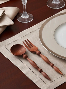 Ensemble cuillère et fourchette en bois artisanal, design minimaliste, couverts réutilisables pour la restauration et la maison - Product Image 6