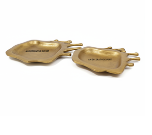 Plateaux décoratifs faits à la main en céramique noire mate moderne |   Plateau de rangement minimaliste gothique en métal industriel avec revêtement en poudre - Product Image 6