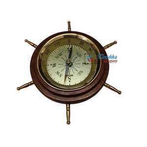 Brújula Náutica Vintage de Latón Chapado en Oro Hecha a Mano con Diseño de Timón de Barco de Madera, 7.5cm de Diámetro, para Orientación, Regalo de Año Nuevo - Product Image 1