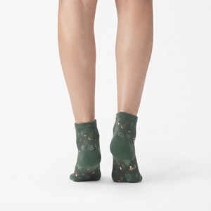 Chaussettes de sport pour femmes, longueur cheville, qualité supérieure, personnalisables, respirantes, anti-humidité, pour la gym, le fitness et la course à pied, vente en gros - Product Image 3
