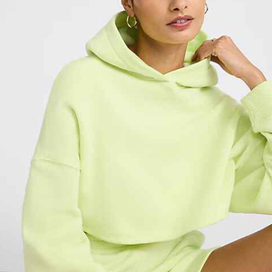 Ensemble de survêtement court pour femme, haut court à manches longues avec capuche et short, ensemble deux pièces, tenue de sport décontractée pour adulte, ensemble de mode estival - Product Image 4