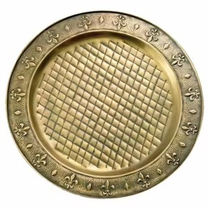 Assiette de présentation décorative en laiton, base de vaisselle de luxe pour réceptions de mariage, fêtes en plein air, restaurants et hôtels - Product Image 1