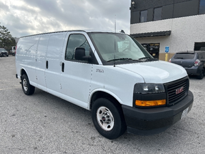 Furgoneta de Carga GMC Savana G23705 2019/2020 Usada en Buen Estado con Transmisión Automática, 77,076 millas (Furgoneta de Panel) - Product Image 6
