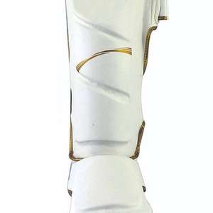 Espinilleras Juveniles Ligeras de Cuero para Muay Thai, Boxeo, Kickboxing, Karate, MMA, con Logotipo Personalizado - Product Image 4