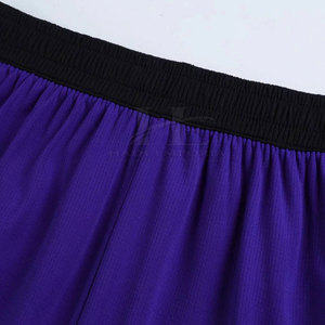 Uniforme de basket-ball pour hommes de qualité supérieure avec short en jersey, vêtements de sport légers et durables, parfaits pour les athlètes jeunes et les joueurs adultes - Product Image 3