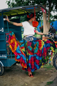 Falda Maxi de Rayón con Estampado Tie-Dye de Inspiración Tradicional, Multicolor, Estampado Abstracto, Estilo Bohemio, Casual, Larga - Product Image 3