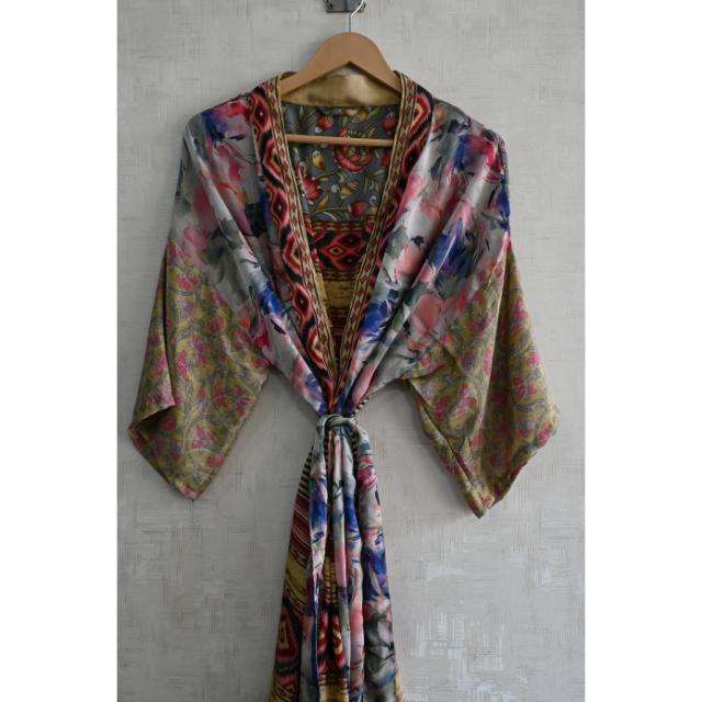 เช่นเดียวกับภาพ