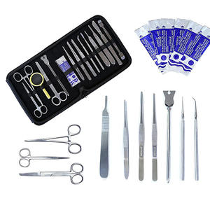 Kit de Suture Chirurgical de Haute Qualité pour Bloc Opératoire, Très Demandé, Utilisé dans les Hôpitaux, Disponible à la Vente - Product Image 1