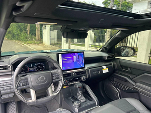 โตโยต้า 4Runner ปี 2025 มือสอง รถ SUV เครื่องยนต์เบนซิน เบาะหนัง ล้อแม็ก R17 ขับเคลื่อนล้อหน้า - Product Image 5