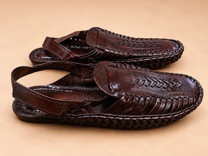 Qureshi Trading Company - Mocasines de Piel Auténtica Trenzada Marrón, Cómodos, Hechos a Mano, con Hebilla, Zapatos Casuales para Caminar, Modelo 005 - Product Image 4