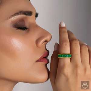 Anneau de bande PRAO Anti-ternissement Baguette Coupe Cristal Conception de bague élégante et durable - Product Image 2