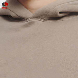 Sweat à capuche confortable et respirant en molleton 100 % coton personnalisé Ryan Pro Gear pour hommes avec impression de logo personnalisé, vêtements décontractés - Product Image 5