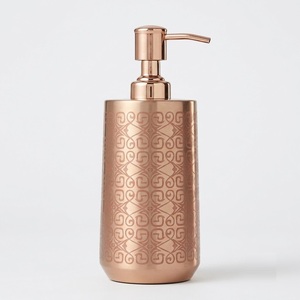 Distributeur de savon en acier inoxydable rose doré de luxe, flacon pompe à lotion en cuivre à motifs haut de gamme pour hôtel et maison - Product Image 1