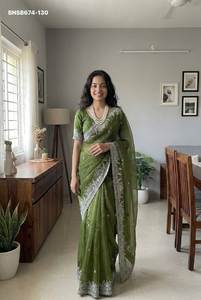 Sari de satén Fendy exclusivo de color increíble y aspecto magnífico con bordado de lentejuelas a precio de mayorista - Product Image 6