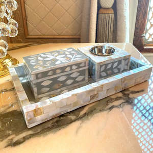 Incrustation de nacre de grâce céleste Mabkhara brûleur de bakhoor artistique fait à la main pour espaces spirituels et coffrets cadeaux de qualité supérieure - Product Image 2