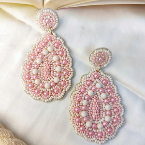 ต่างหูปักลายศิลปะ FAIZA CRAFT ทำจากโลหะผสมสังกะสี สีสันตามสั่ง สไตล์ดั้งเดิม ออกแบบหลากสีสัน ธีมเทศกาลต่างๆ - Product Image 1