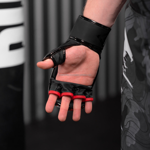 ถุงมือ MMA หนังแท้คุณภาพสูง ปิดด้วยแถบตีนตุ๊กแก สีดำด้าน 7 ออนซ์ สำหรับฝึกซ้อม ต่อสู้ ชกมวย มวยไทย - Product Image 4