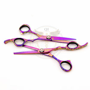 ชุดกรรไกรตัดผมมืออาชีพสีรุ้ง ผลิตจากเหล็กกล้าไร้สนิมคุณภาพสูง สำหรับตัดและซอยผม - Product Image 1