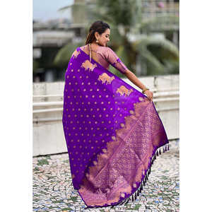 Sari en Soie Douce Violette Elite Weaves avec Bordure Nandi et Double Broderie Zari – Élégance du Soir - Product Image 4