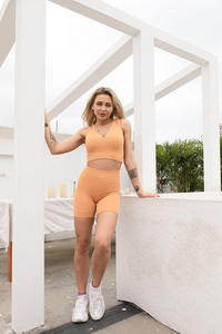 Conjunto de Yoga Acanalado de 3 Piezas: Top Corto de Cintura Alta, Pantalones Cortos y Espalda Cruzada, Color Sólido, Transpirable, Ropa Deportiva para Mujer - Product Image 6