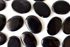 Piedras Planas Pulimentadas de Obsidiana Negra de Alta Calidad al por Mayor para Feng Shui, Meditación, Arte Ecológico Coleccionable y Decoración del Hogar - Product Image 2