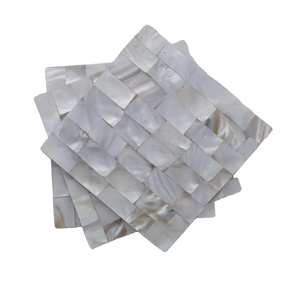 Juego de posavasos y platos de té de nácar artesanal moderno Juego de servicio de lujo hecho a mano para el hogar, la Oficina y ocasiones especiales - Product Image 1