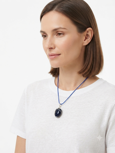 Colgante de cristal de Goldstone azul natural pulido con forma de alambre grabado, de moda, de Gujarat - Para el Día de la Madre y ocasiones de negocios - Product Image 2
