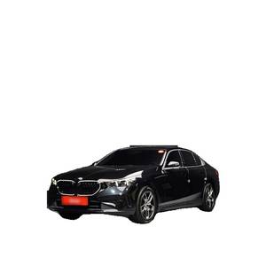 BMW Serie 5 530i XDrive 2023, Volante a la Izquierda, Caja de Cambios Automática, con Cámara Trasera, 34,391 km - Product Image 1