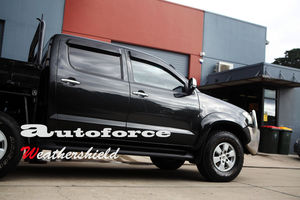 แผ่นบังแดดหน้าต่างรถยนต์ HIC วัสดุ PMMA สำหรับ TOYOTA Hilux Double Cab VIGO 05~15  100% ตรงรุ่น - Product Image 1