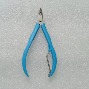 Coupe-cuticules professionnel avec manche en plastique, coupe-ongles en acier inoxydable pour manucure et nail art - Product Image 2