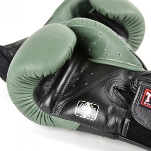 Guantes de boxeo Twins de último modelo en color oliva y negro, con puño largo, hechos a medida con cuero genuino de vaca, para entrenamiento en el gimnasio. - Product Image 5