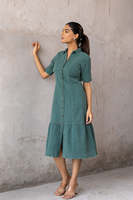 Robe longue en denim de coton vert émeraude, robe chemise midi en coton avec ourlet à volants, col rabattu, manches courtes, tenue décontractée pour tous les jours