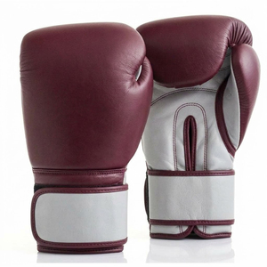 Guantes de Boxeo Profesionales de Cuero Personalizados para Adultos, Guantes de Entrenamiento y Combate con Cierre de Gancho y Bucle, Absorción de Humedad, Alta Calidad - Product Image 6