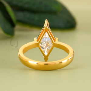 VVS VS DEF 2.02 Carat Triangle Shape Lab Diamond Ring 14K Yellow Gold Modern Solitaire Geometric Bridal Jewelry Rose Gold - Product Image 3