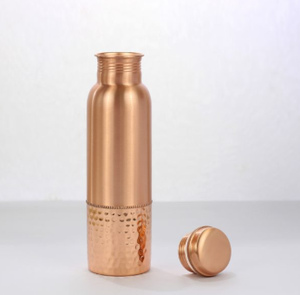 Bouteille en cuivre martelé à la main Tamra Foundation, design minimaliste, matériau en cuivre pur, couvercle anti-fuite - Product Image 6