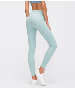 Leggings pour femmes de qualité supérieure en nylon/spandex, taille haute, coupe ajustée, longueur genou, imprimés par sublimation, vêtements de yoga pour femmes - Product Image 6