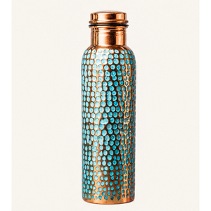 Botella de Agua Metálica de Cobre Martillado Hecha a Mano, Ecológica, con Diseño Cincelado Premium y Acabado Lacado, Venta al Por Mayor - Product Image 1