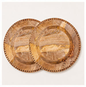 Plato de Madera de Mango Hecho a Mano de Primera Calidad con Borde Decorado, Bandeja Redonda Rústica para Servir, Ideal para Eventos de Boda y Decoración de Mesa en el Hogar - Product Image 3