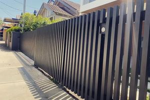 Clôture en aluminium de haute qualité, galvanisée à chaud, alliage moderne, clôture horizontale en aluminium, clôtures à lattes en aluminium - Product Image 3