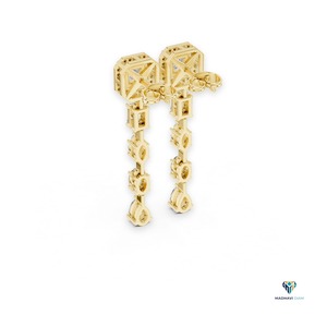 Pendientes de Oro Amarillo de 2.812 CT con Diamantes Cultivados en Laboratorio de Corte Princesa y Forma Fantasía en Oro Sólido de 14K - Product Image 3