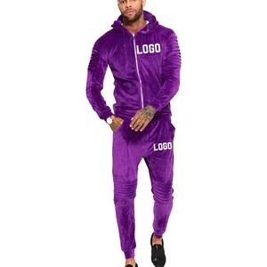 Conjunto de Chándal de Terciopelo de Dos Piezas para Hombre con Logotipo Personalizado, Tallas Grandes, Pantalones Deportivos, Trajes Deportivos Personalizados de Dos Piezas para Hombre - Product Image 1